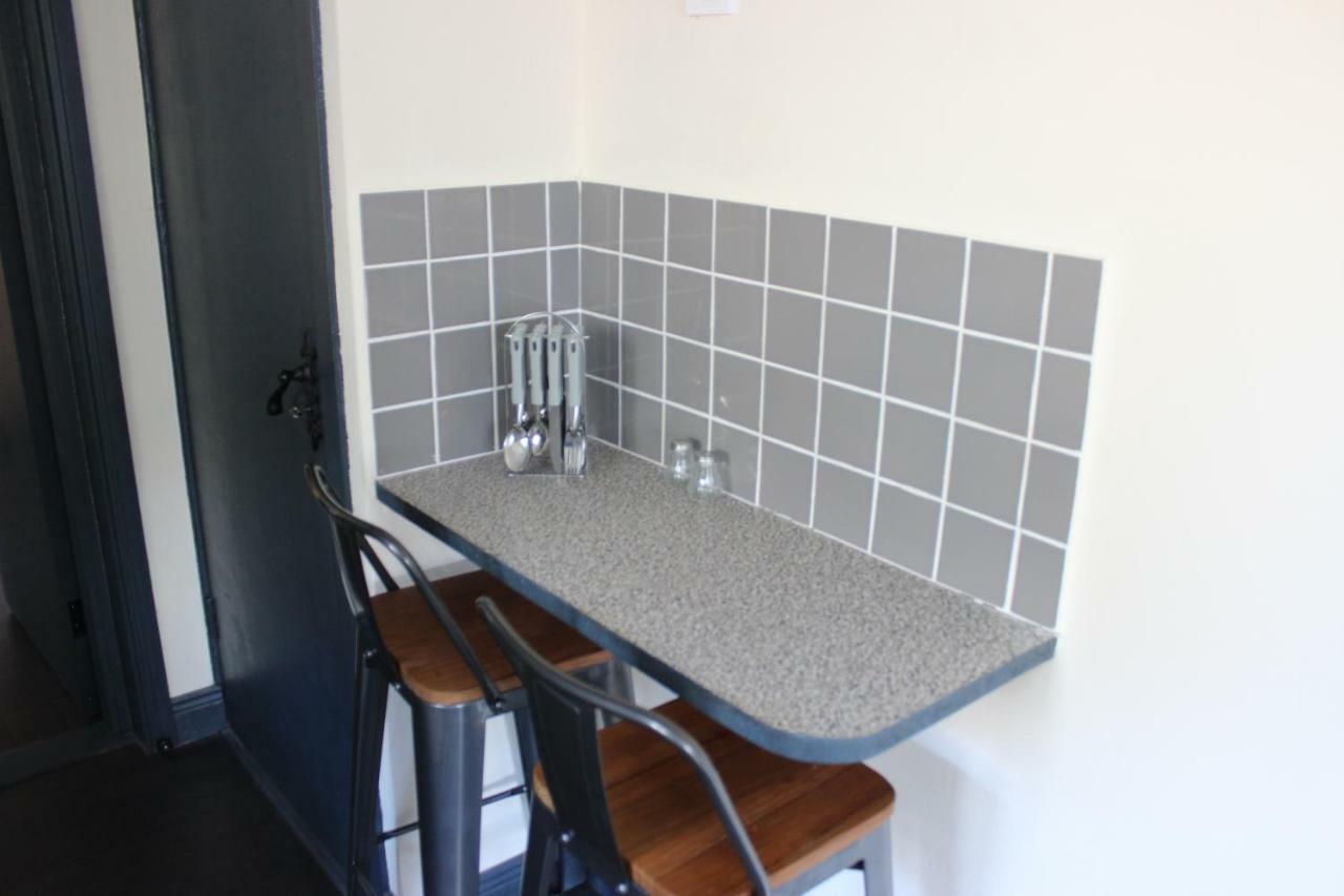 Апартаменты Donegal Lodgings - Apt 1 Донегол Экстерьер фото